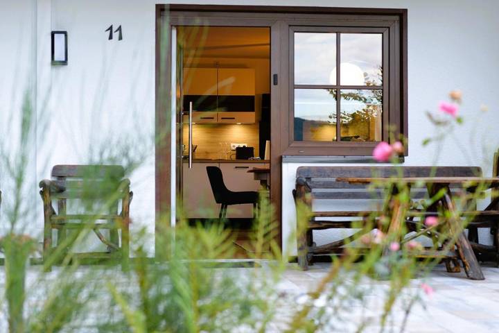 Ferienwohnung für 4 Personen, mit Terrasse und Garten sowie Ausblick