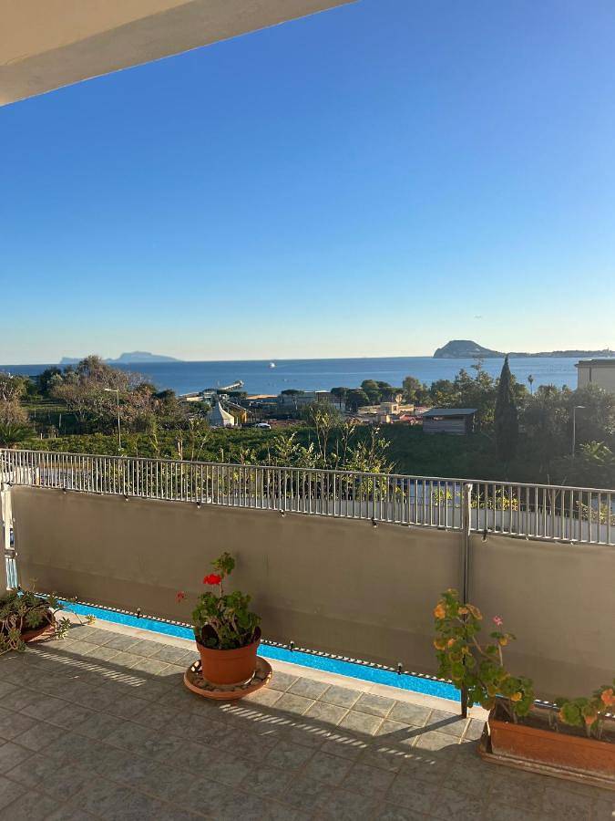 Appartamento intero, Two-Bedroom Apartment in Pozzuoli, Napoli e dintorni
