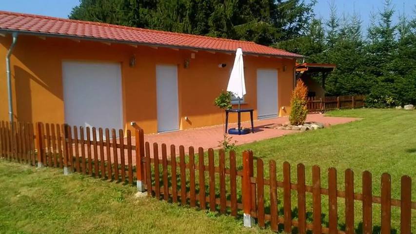 Ferienhaus für 3 Personen, mit Terrasse und Garten in Mecklenburg-Vorpommern