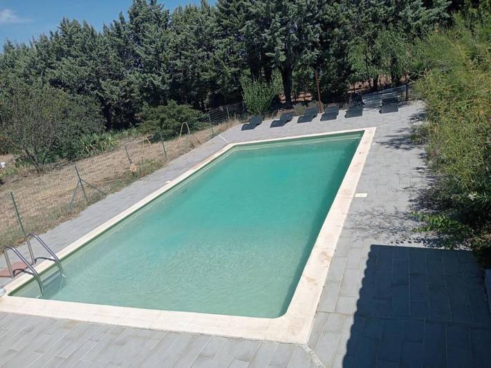 Gîte pour 2 personnes, avec piscine ainsi que jardin et vue à Piolenc - 4