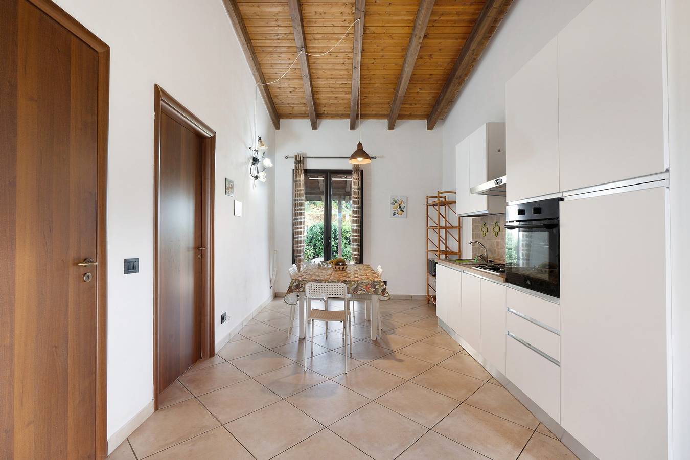 Casa Valle Fondi mit Garten, nur wenige Schritte vom Meer entfernt in Partinico, Palermo Provinz