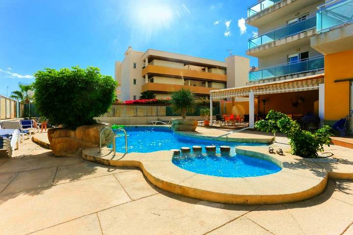 Apartamento de vacaciones para 4 personas, con balcón y piscina - 1