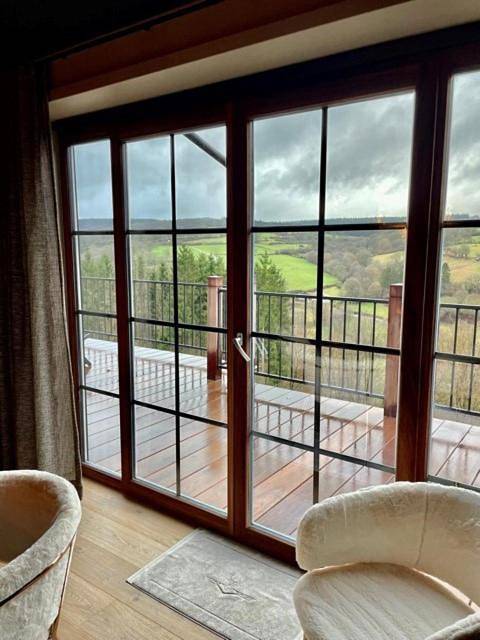 Gîte pour 2 personnes, avec jardin et sauna ainsi que piscine et jacuzzi dans Mormont - 2