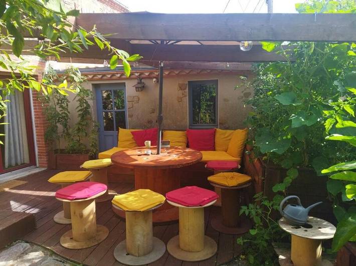 Location de vacances pour 14 personnes, avec terrasse, animaux acceptés à Bouguenais - 2