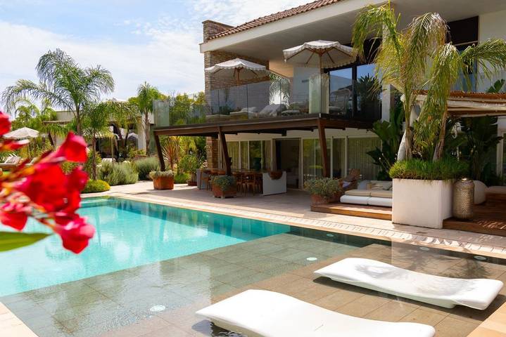 Chalet para 12 personas, con piscina y jardín - 1