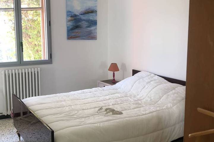 Location de vacances pour 3 personnes, avec terrasse et jardin à Cadenet - 2