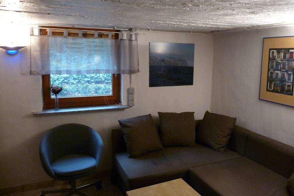 Ganze Wohnung, Ruhige Ferienwohnung Nähe Flughafen Köln - Bonn in Troisdorf, Rhein-Sieg-Kreis