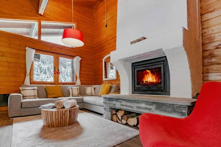 Chalet Soleada with Fireplace and Terrace for 5 in Mesocco, Valle Calanca