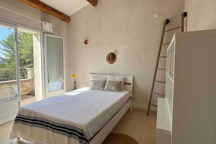 Sublime air-conditioned family villa 5 minutes from the sea. in Bandol, Mediterranean Coast (France)