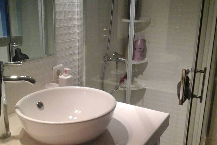 Gîte pour 7 personnes, avec balcon à Eyne - 4