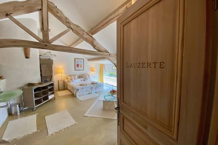 Gîte pour 14 personnes, avec jardin à Bagat-en-Quercy - 2