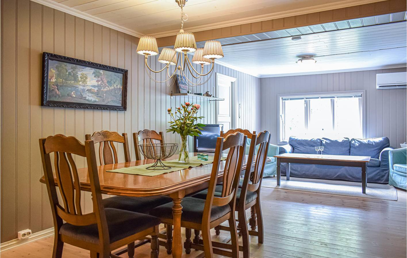 Apartamento vacacional entero, Apartamento de vacaciones para 6 personas con terraza in Suldal