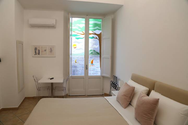 Guesthouse for 2 people, with balcony in Sorrento