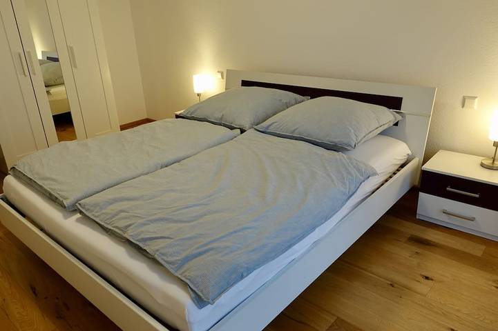 Ganze Wohnung, Schöne 2 Zimmer Ferienwohnung mit 70 m² in Kressbronn in Guter Lage in Kressbronn am Bodensee, Region Bodensee-Oberschwaben