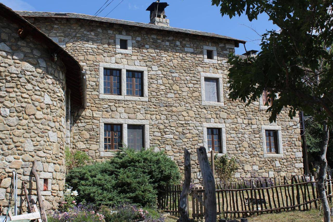 Appartement entier, Standard Double Room with Shared Bathroom in Enveitg, Parc naturel régional des Pyrénées catalanes