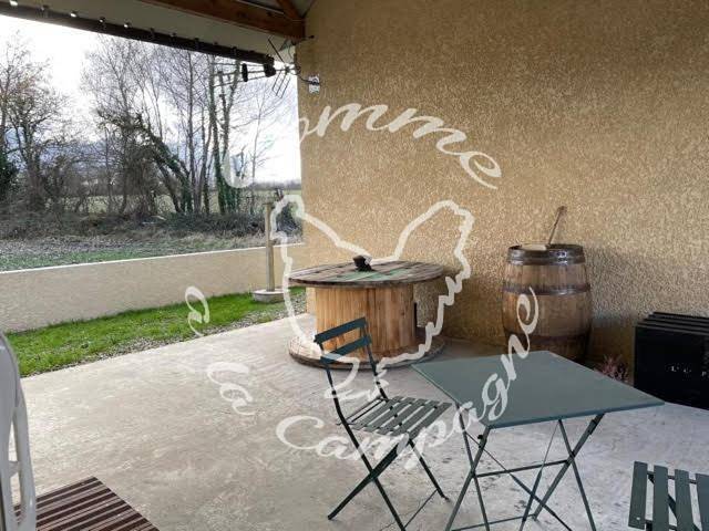 Gîte pour 5 personnes, avec jardin ainsi que vue et piscine à Espoey - 4