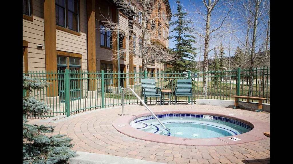 Ganze Wohnung, Ski-In / Ski-Out 1-Zimmer-Wohnung am Fuße des Winter Park Resort in Winter Park, Arapaho and Roosevelt National Forests