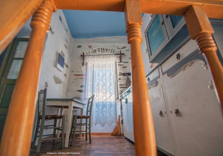 Gîte pour 4 personnes, avec balcon dans Syros - 3