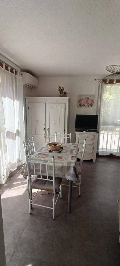 Gîte pour 4 personnes, avec Balcon et Vue dans Thermes de Gréoux les Bains