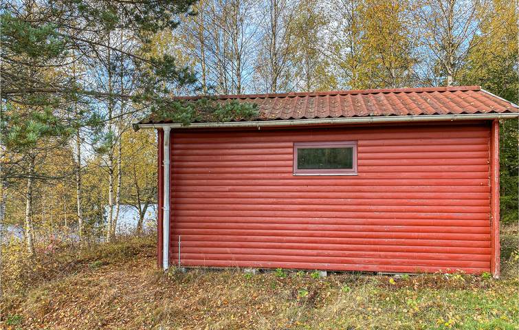 Ferienhaus für 2 Personen, mit Terrasse und Garten sowie Seeblick in Tranemo