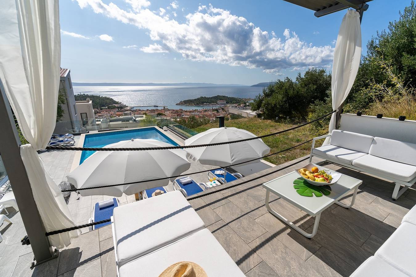 Seaview villa Lea 5-bedroom villa with heated pool and amazing views of the city and sea in Makarska, Makarska Riviera