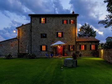 Villa for 4 People in Arezzo Province, Tuscany, Photo 1