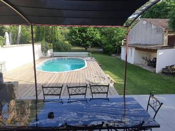 Gîte pour 10 personnes, avec piscine et jardin à Saint-Paul-et-Valmalle