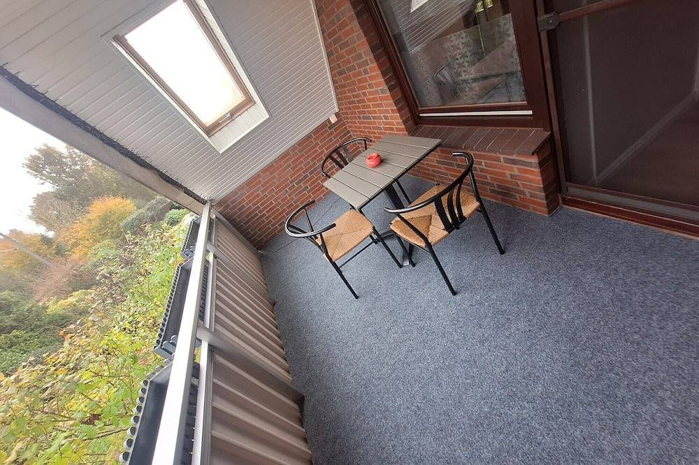 Ganze Wohnung, Ferienwohnung 'Enstipp' mit Balkon und Wlan in Krempermoor, Kreis Steinburg