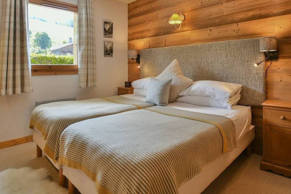 Apartamento entero, Apartamento 4 estrellas, terraza enorme, vista a pista, centro del pueblo, 4 hab, ideal para 9 personas in Chinaillon, Le Grand-Bornand