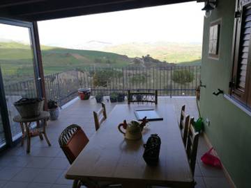 Gîte pour 2 personnes, avec jardin et terrasse à Lercara Friddi