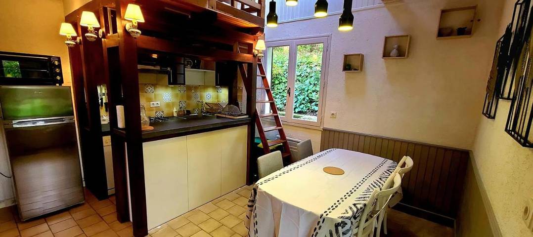 Location de vacances pour 5 personnes, avec jardin ainsi que vue sur le lac et vue, animaux acceptés dans Lac de Vassivière - 3