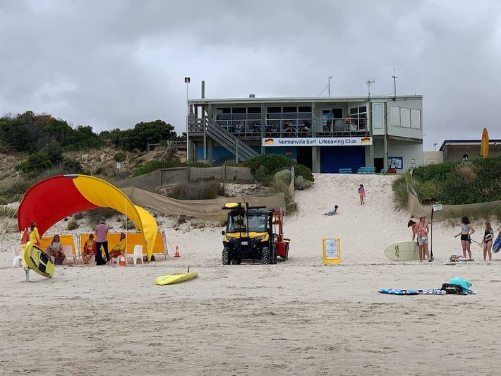 Holiday home for 13 people, with balcony in Normanville