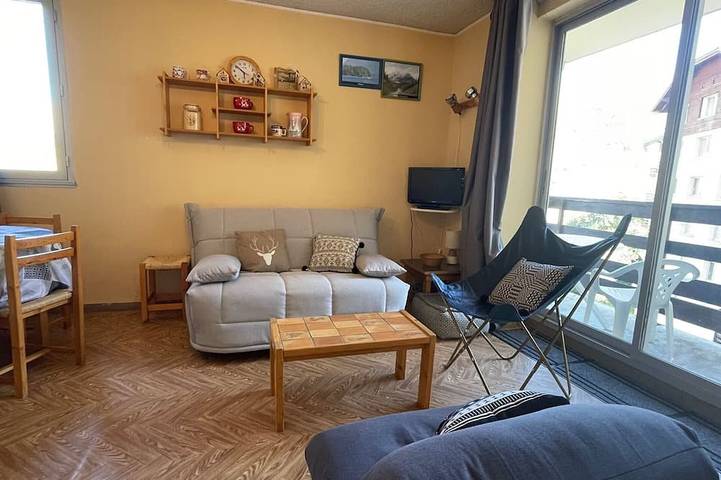 Ganze Wohnung, Studio in Sauze mit Balkon und Garage in Le Sauze, Enchastrayes