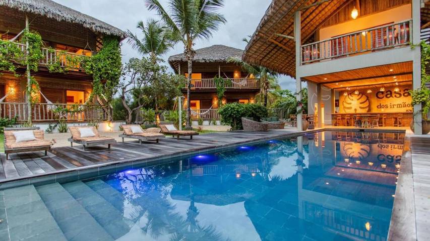 Villa for 25 people, with pool in Brazil