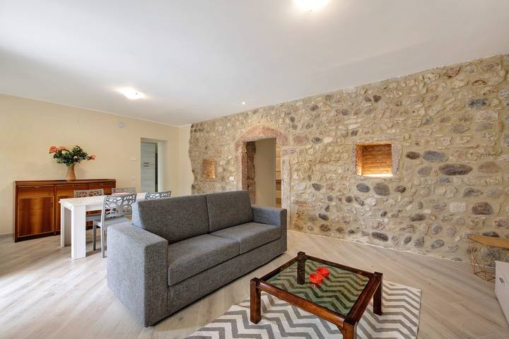 Location de vacances pour 4 personnes, avec Balcon et Jardin à Torri del Benaco