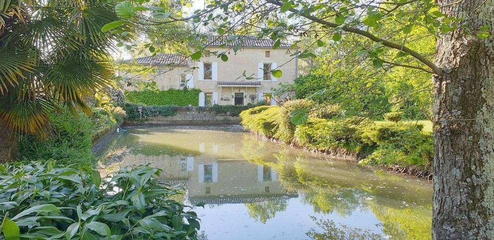 Chambre d’hôte pour 2 personnes, avec jardin ainsi que piscine et vue, animaux acceptés à Monflanquin - 2