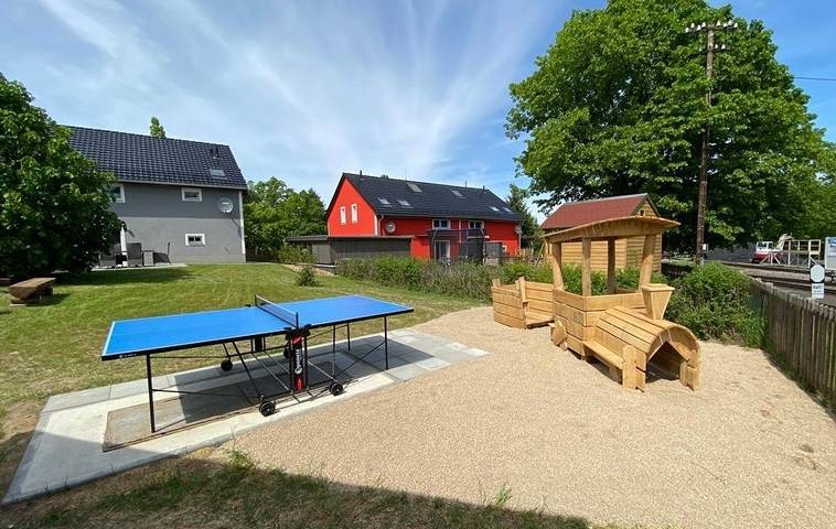 Ferienhaus für 6 Personen, mit Terrasse und Garten sowie Sauna - 1