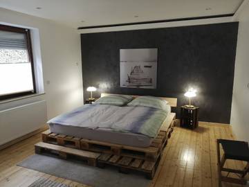 Ferienwohnung für 3 Personen, mit Terrasse und Garten in Kobern-Gondorf
