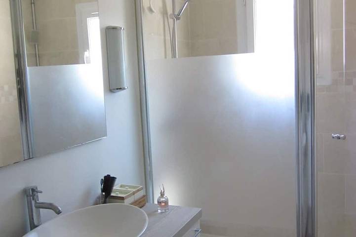 Location de vacances pour 4 personnes, avec jardin à Simiane-Collongue - 4