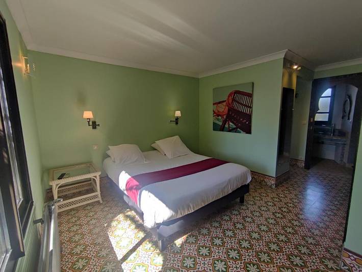 Riad pour 2 personnes, avec piscine ainsi que terrasse et jacuzzi
