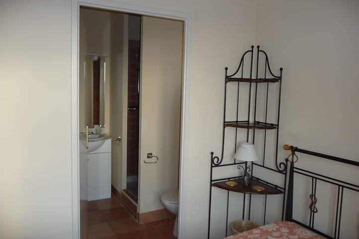 Location de vacances pour 8 personnes, avec piscine ainsi que jardin et balcon dans Golf de Saint-Thomas - 4