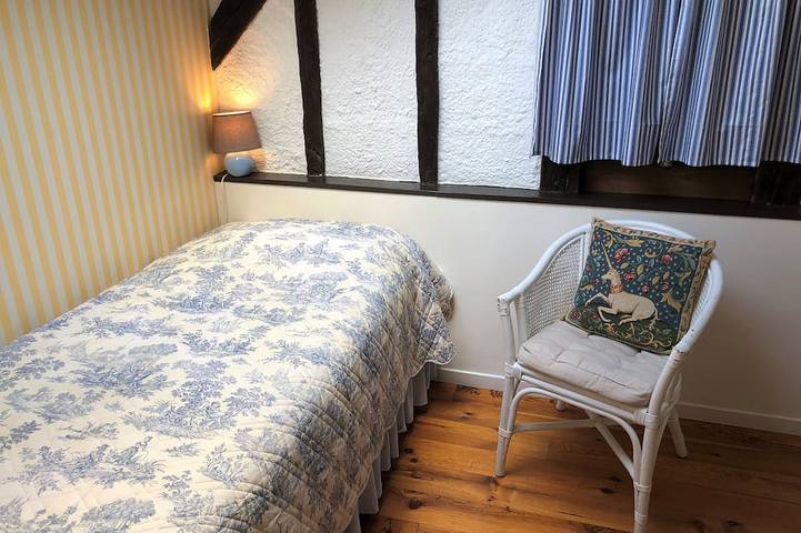 Location de vacances pour 7 personnes, avec piscine et jardin à Saint-Médard-de-Mussidan - 4