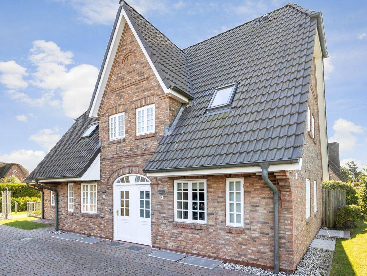 Ganze Ferienwohnung, Friesenhüs App. 2 - Geschmackvoll eingerichtetes Appartement für 4 Personen unweit des Dorfteichs in Wenningstedt, Sylt