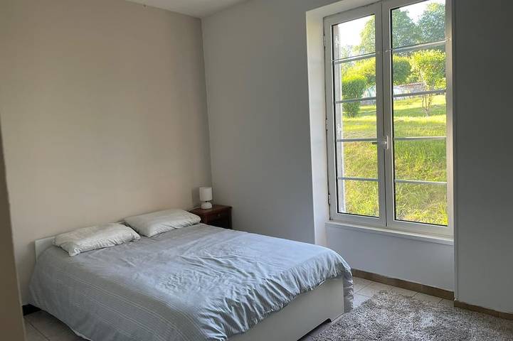 Location de vacances pour 10 personnes, avec jardin et terrasse, animaux acceptés à Montsauche-les-Settons - 3