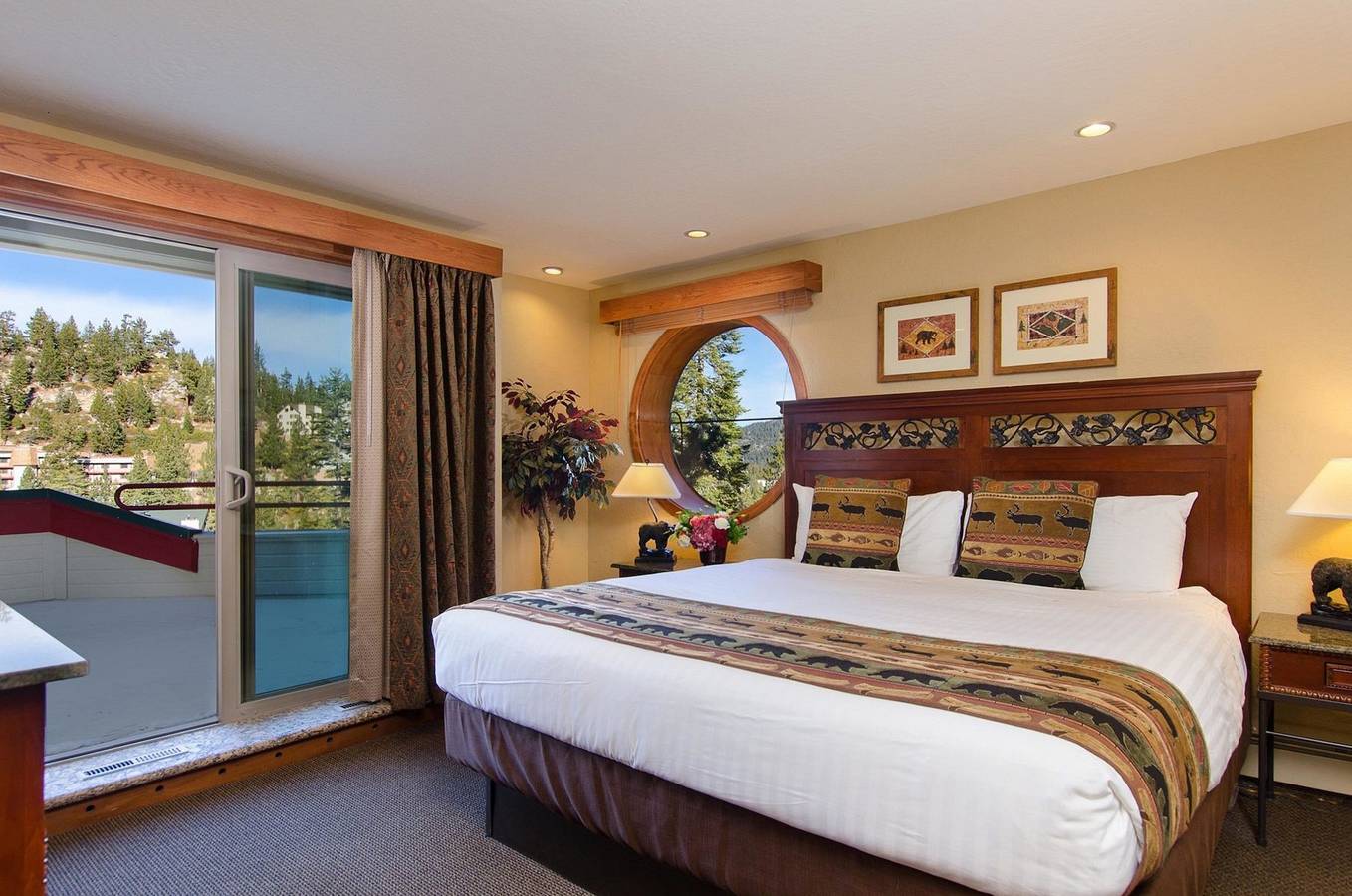 Holiday Inn Club Vacations Tahoe Ridge Resort in Kingsbury, Heavenly