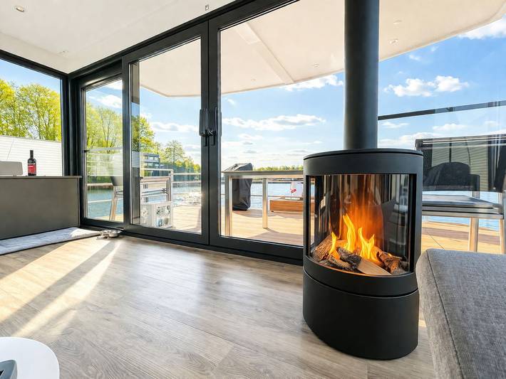 Ferienhaus für 4 Personen, mit Balkon/Terrasse und Terrasse sowie Seeblick und Ausblick in Zehdenick - 3