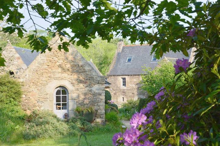 Maison d’hôte pour 2 personnes, avec jardin ainsi que vue et terrasse dans Parc naturel régional d'Armorique - 4