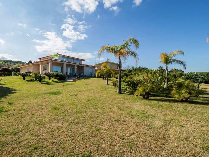 Chambre d’hôte pour 2 personnes, avec terrasse et jardin - 1