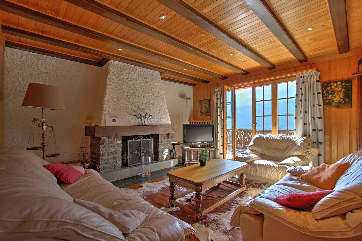 Ganze Ferienwohnung, Chalet Les Chélettes - 5 Schlafzimmer, 230m², 9 Personen in Château-d' Oex, Pays-d'Enhaut Region