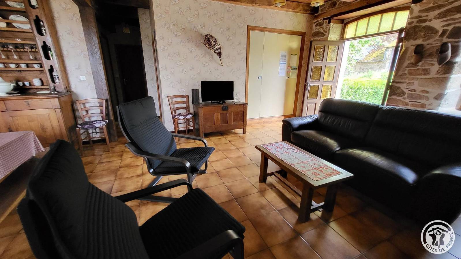 Gîte für 6 Personen mit Terrasse in Latronche, Tulle und Umgebung